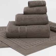 Load image into Gallery viewer, Luxury_Towels_Desert_Colour