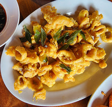 Load image into Gallery viewer, Classic Platters Pack of 12 - Kings Pride Procurement
