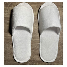 Load image into Gallery viewer, Pack of 100 Pairs Disposable Hospitality Slippers - Kings Pride Procurement
